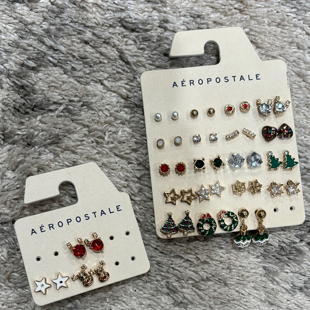 Aeropostale Festive Earring Set